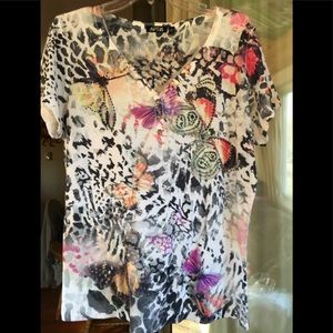 🦋 Apt. 9 Animal Print & Butterflies Tee- XL
